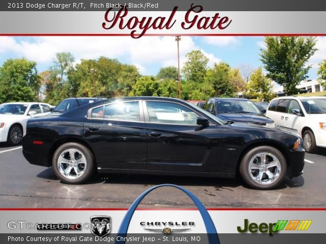 2013 Dodge Charger R/T in Pitch Black