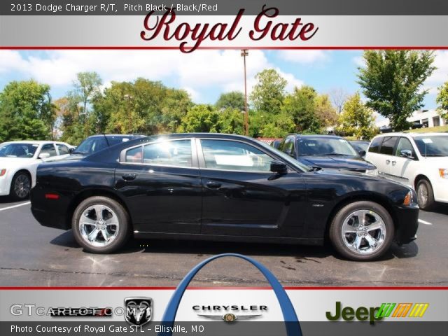 2013 Dodge Charger R/T in Pitch Black