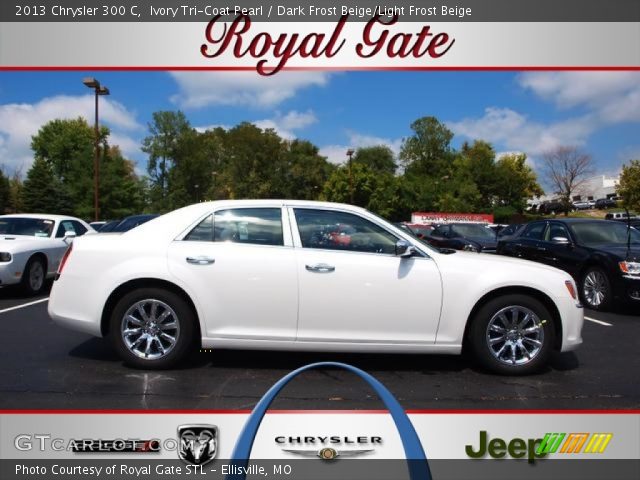 2013 Chrysler 300 C in Ivory Tri-Coat Pearl