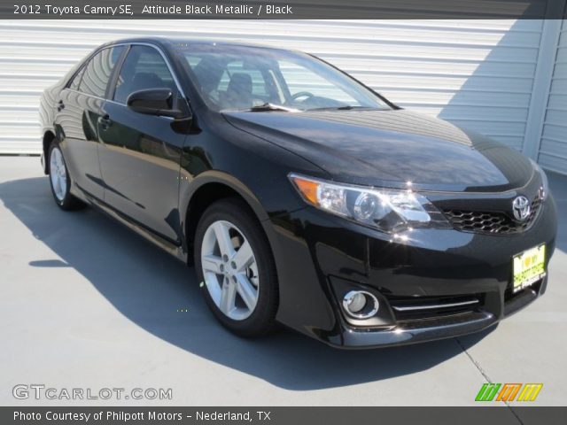 2012 Toyota Camry SE in Attitude Black Metallic