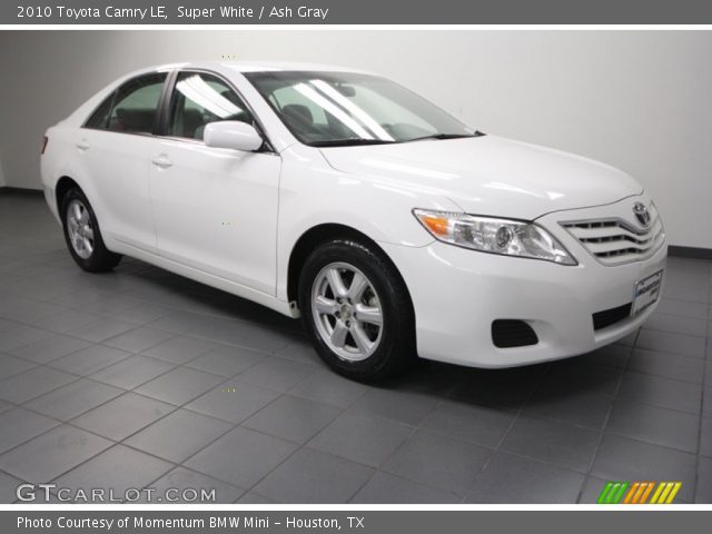 2010 Toyota Camry LE in Super White