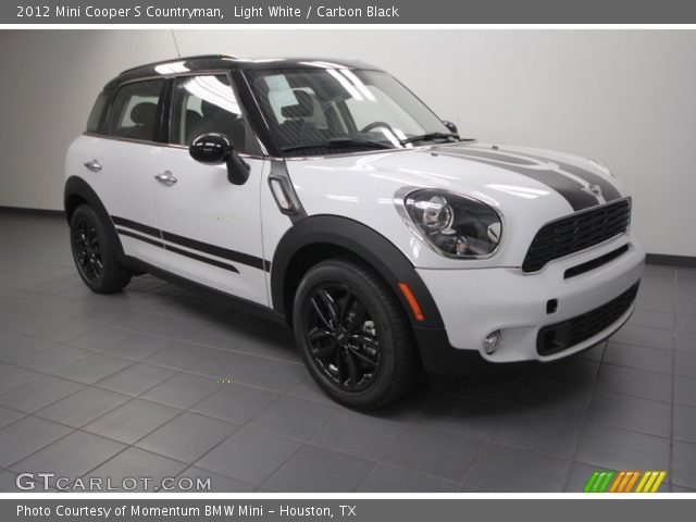 2012 Mini Cooper S Countryman in Light White