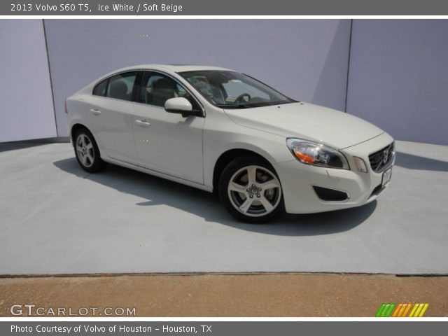 2013 Volvo S60 T5 in Ice White