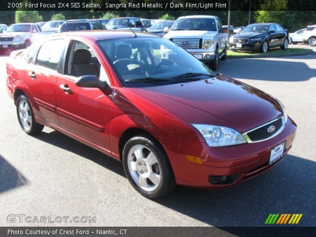 2005 Ford Focus ZX4 SES Sedan in Sangria Red Metallic