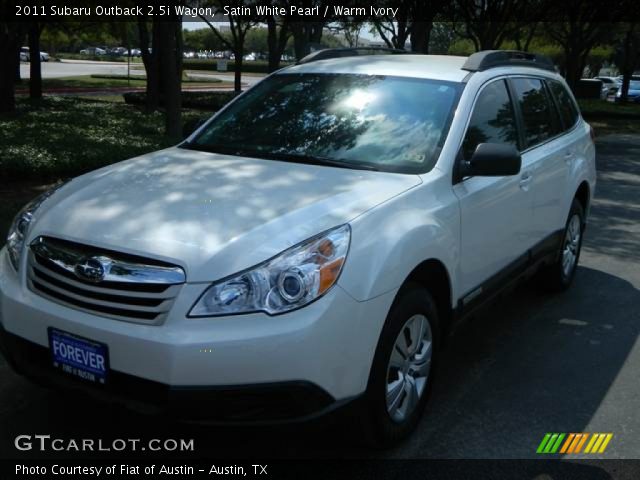 2011 Subaru Outback 2.5i Wagon in Satin White Pearl