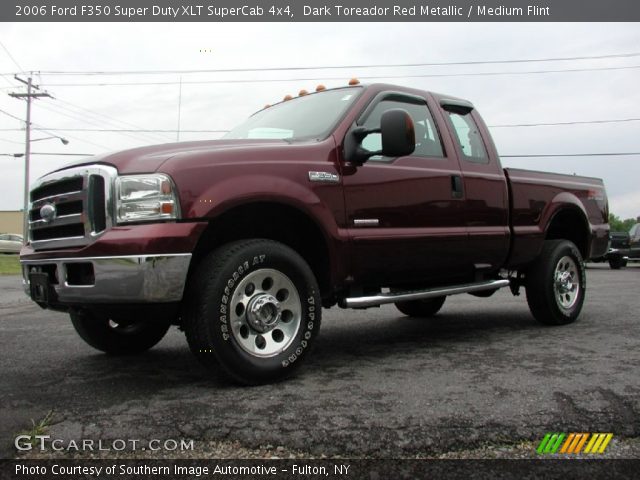 2006 Ford F350 Super Duty XLT SuperCab 4x4 in Dark Toreador Red Metallic