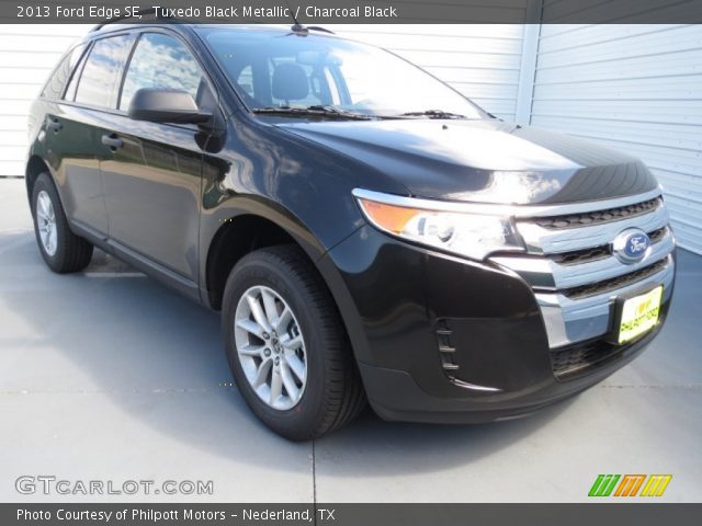 2013 Ford Edge SE in Tuxedo Black Metallic