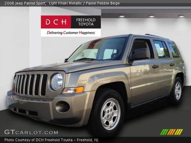 2008 Jeep Patriot Sport in Light Khaki Metallic