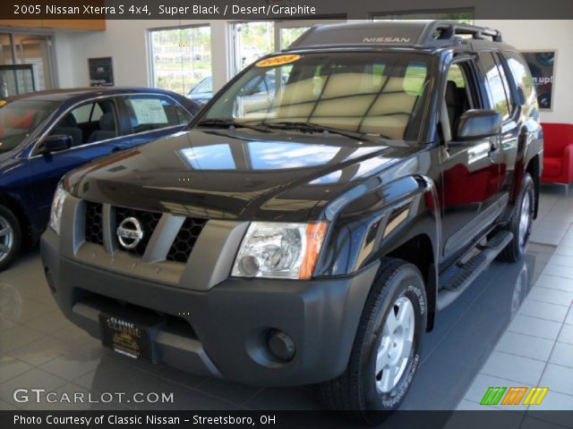 2005 Nissan Xterra S 4x4 in Super Black