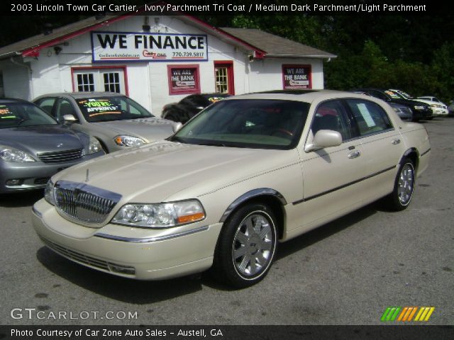 2003 Lincoln Town Car Cartier in Ivory Parchment Tri Coat