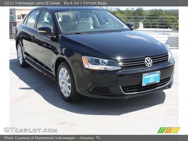 2013 Volkswagen Jetta SE Sedan in Black Uni