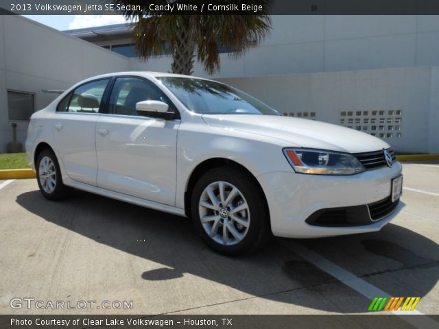 2013 Volkswagen Jetta SE Sedan in Candy White