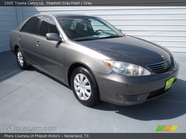 2005 Toyota Camry LE in Phantom Gray Pearl