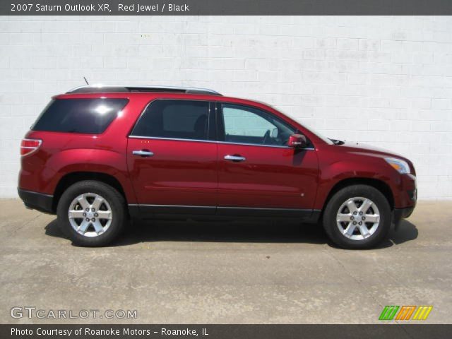 2007 Saturn Outlook XR in Red Jewel