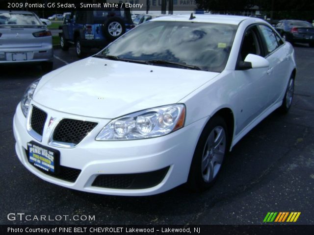 2009 Pontiac G6 Sedan in Summit White