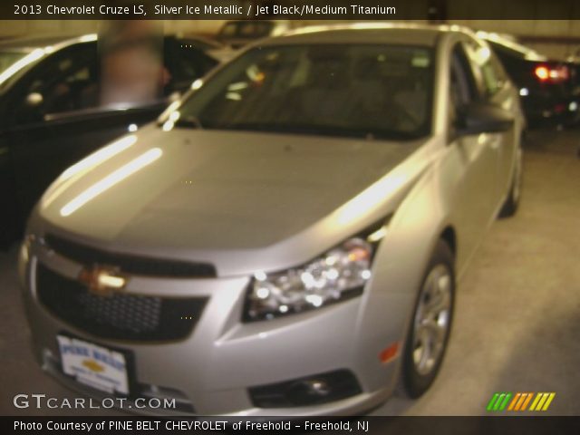2013 Chevrolet Cruze LS in Silver Ice Metallic