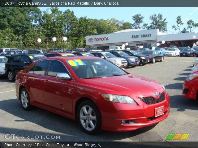 2007 Toyota Camry SE in Barcelona Red Metallic