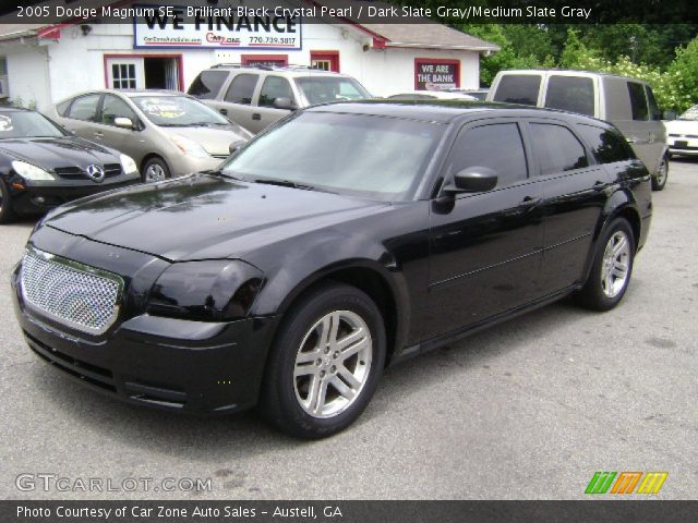 2005 Dodge Magnum SE in Brilliant Black Crystal Pearl