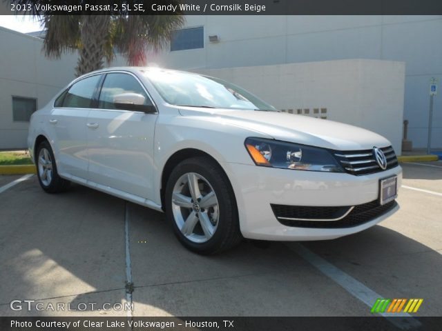 2013 Volkswagen Passat 2.5L SE in Candy White