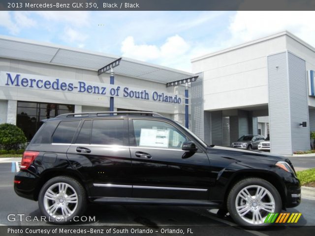 2013 Mercedes-Benz GLK 350 in Black