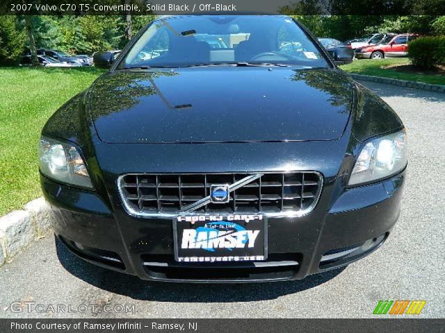 2007 Volvo C70 T5 Convertible in Solid Black