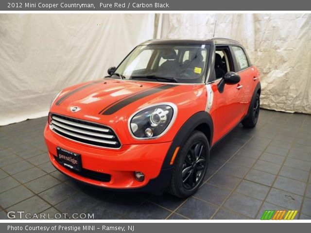 2012 Mini Cooper Countryman in Pure Red