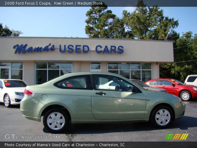2008 Ford Focus S Coupe in Kiwi Green