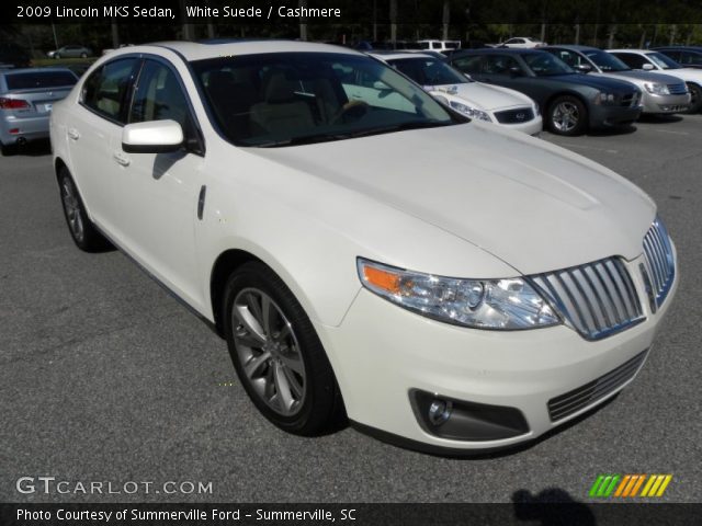 2009 Lincoln MKS Sedan in White Suede