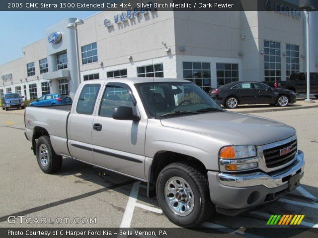 2005 GMC Sierra 1500 Extended Cab 4x4 in Silver Birch Metallic