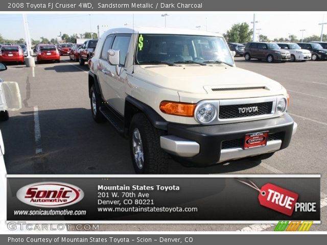 2008 Toyota FJ Cruiser 4WD in Sandstorm Metallic