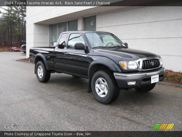 2004 Toyota Tacoma Xtracab 4x4 in Black Sand Pearl