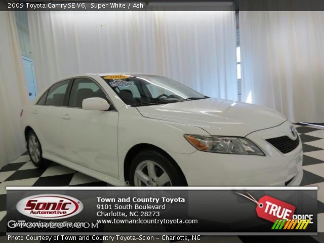 2009 Toyota Camry SE V6 in Super White