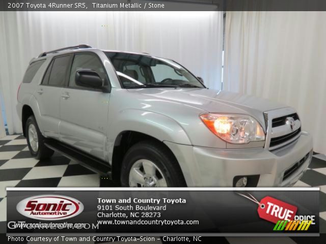 2007 Toyota 4Runner SR5 in Titanium Metallic
