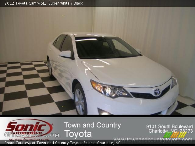 2012 Toyota Camry SE in Super White