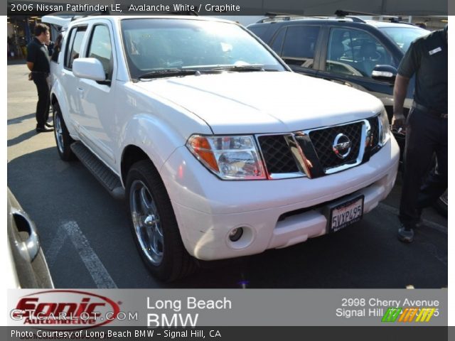 2006 Nissan Pathfinder LE in Avalanche White