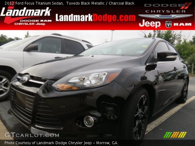 2012 Ford Focus Titanium Sedan in Tuxedo Black Metallic