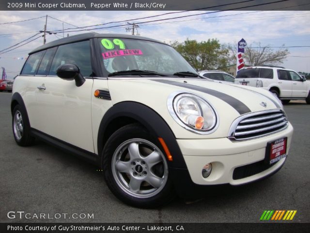 2009 Mini Cooper Clubman in Pepper White