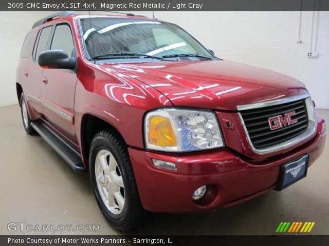 2005 GMC Envoy XL SLT 4x4 in Magnetic Red Metallic