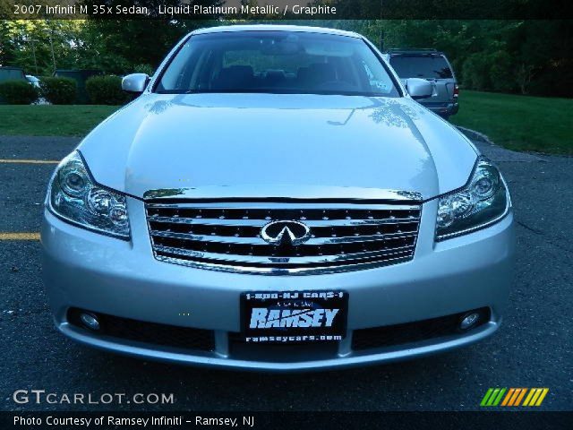 2007 Infiniti M 35x Sedan in Liquid Platinum Metallic