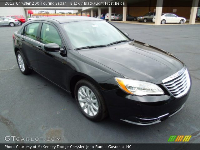 2013 Chrysler 200 Touring Sedan in Black