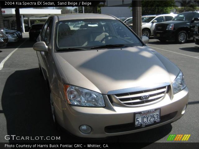 2004 Kia Spectra EX Sedan in Sand Beige