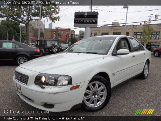 2004 Volvo S80 2.5T AWD in Ice White