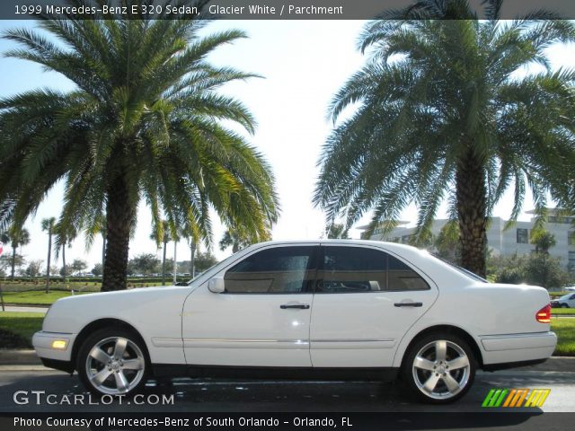 1999 Mercedes-Benz E 320 Sedan in Glacier White