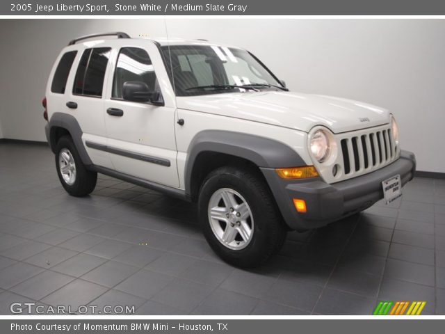 2005 Jeep Liberty Sport in Stone White