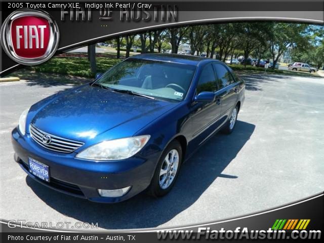 2005 Toyota Camry XLE in Indigo Ink Pearl