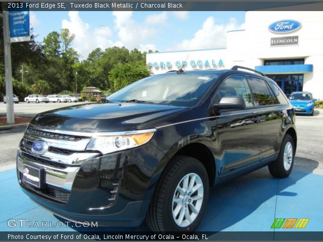 2013 Ford Edge SE in Tuxedo Black Metallic