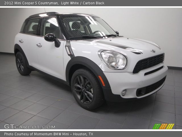 2012 Mini Cooper S Countryman in Light White