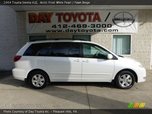 2004 Toyota Sienna XLE in Arctic Frost White Pearl