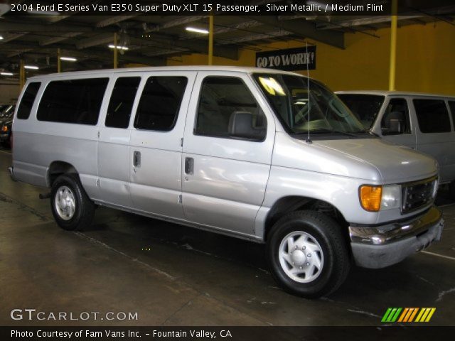 2004 Ford E Series Van E350 Super Duty XLT 15 Passenger in Silver Metallic