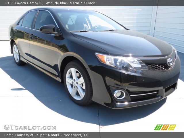 2012 Toyota Camry SE in Attitude Black Metallic